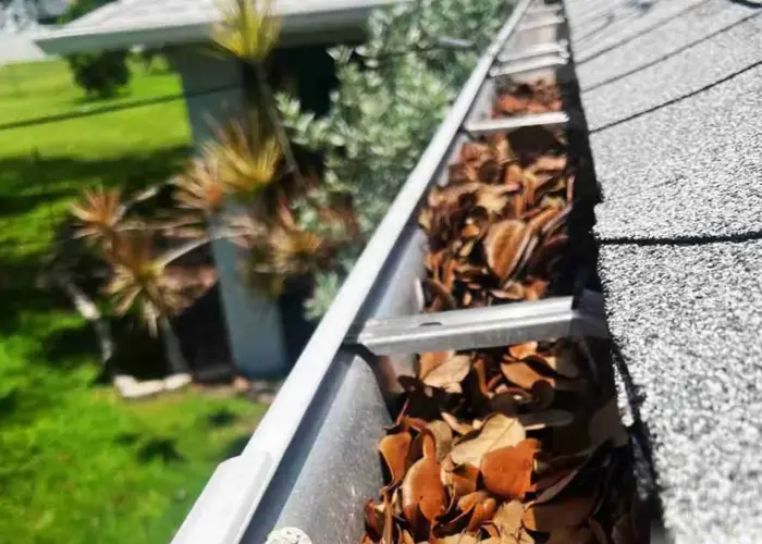 Bermuda Run gutter cleaning home page